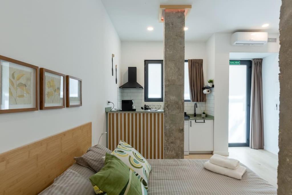 Loft Nuevo Cerca De Ruzafa Y Ciudad De Artes Appartamento *